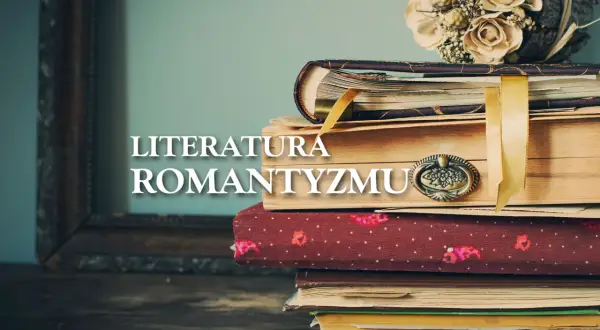 Stos starych książek, ozdobiony bukietem suszonych kwiatów, przywołuje ducha romantyzmu w sztuce.