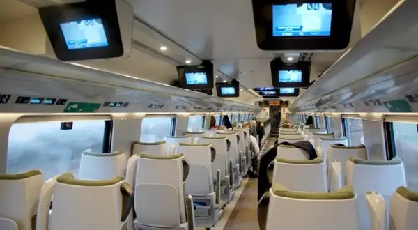 Pociąg EIP co to znaczy? Odkryj zalety podróży Pendolino