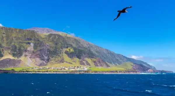 Kto odkrył wyspę Tristan da Cunha? Fascynująca historia jej odkrycia