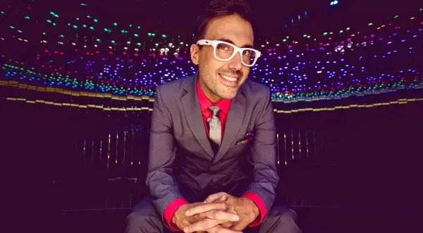 DJ Adamus: Kim jest gwiazda "Jaka to melodia?" i jego kariera