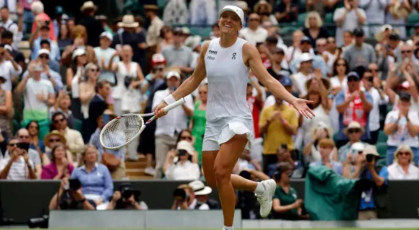 Wimbledon kto dzisiaj gra? Sprawdź, dlaczego nie ma meczów teraz