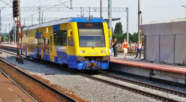 Jak dojechać z Lęborka do Łeby - najlepsze połączenia i porady