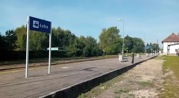 Jak dojechać do Łeby pociągiem - sprawdź dostępne połączenia i trasy