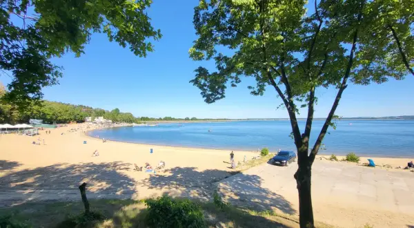 Plaża Jezioro Nyskie - sprawdź atrakcje, bezpieczeństwo i dostępność