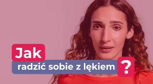 Kobieta z łzą w oku, tekst "Jak radzić sobie z lękiem?". Lęk antycypacyjny może być przytłaczający.