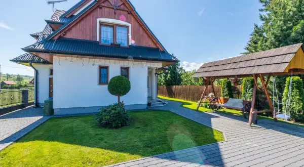 Uroczy pensjonat Janina Rzepka zaprasza. Sprawdź cennik i zarezerwuj pobyt w malowniczej okolicy.