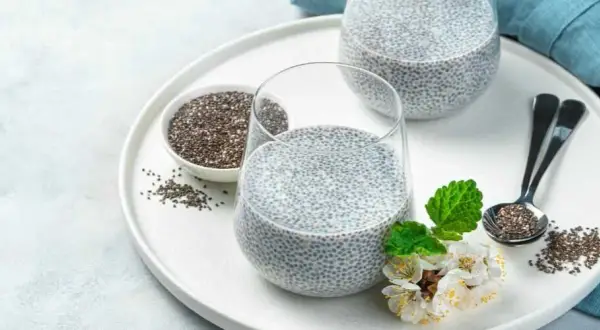 Ile kcal ma nasiona chia? Poznaj ich wpływ na dietę i odchudzanie