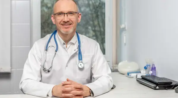 Recepta na uczulenie: do kogo iść? Lekarz rodzinny czy alergolog?