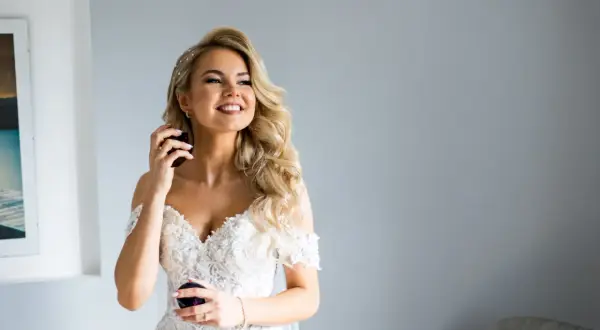 Koszty fotografa i kamerzysty na wesele: Ceny, pakiety i oszczędności