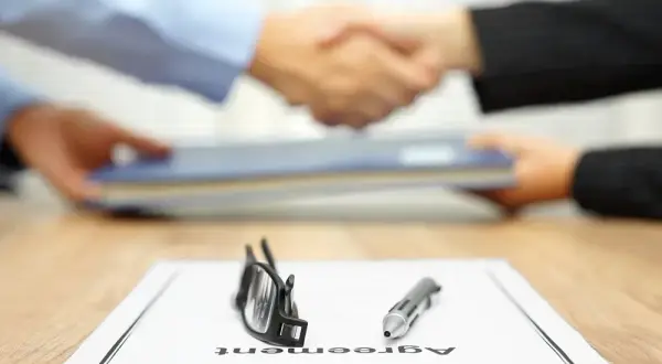 Gdzie znaleźć akt notarialny? Kluczowe informacje i porady jak go uzyskać