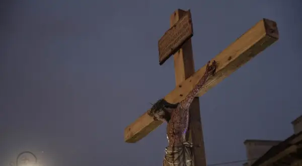 Kiedy jest droga krzyżowa w kościele? Sprawdź terminy i godziny