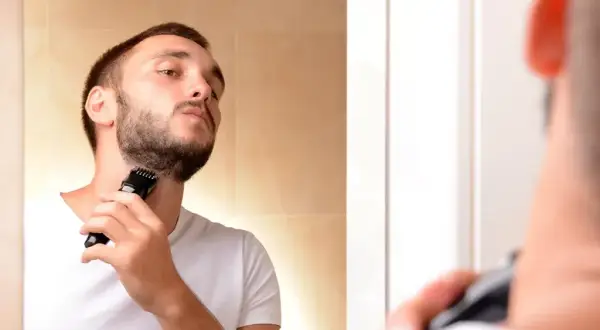Czy można golić twarz? Bezpieczne metody i porady dla każdego