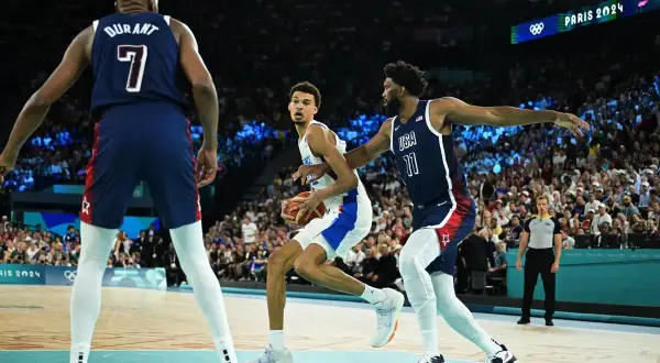 Francia vs EE.UU. en baloncesto: un emocionante duelo olímpico que impactó