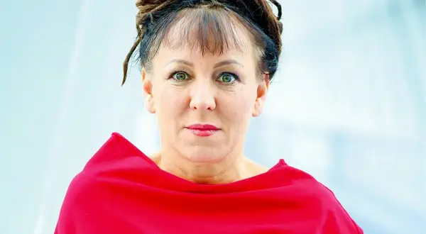 Ile lat ma Olga Tokarczuk? Zaskakujące fakty o pisarce i jej twórczości