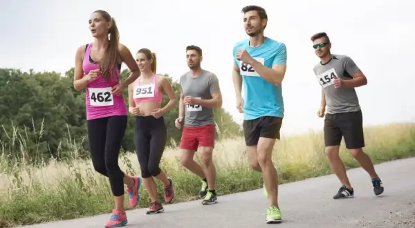 Co to jest maraton? Odkryj historię i znaczenie tego biegu