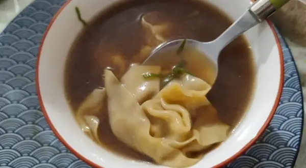 Sopa de Wonton: Descubre el Secreto de la Receta Casera Perfecta