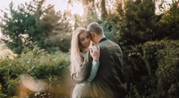 Jak wybrać fotografa ślubnego? 30+ pytań do zadania!