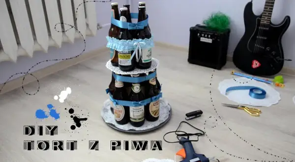 Jak zrobić tort z butelek alkoholu? Poradnik DIY na prezent