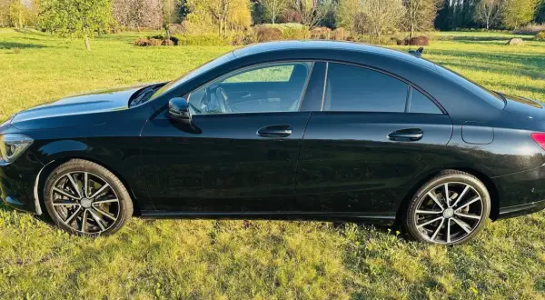 Mercedes CLA 250 4Matic - sprawdź jego wyjątkowe cechy i ceny