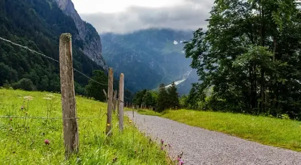 Gdzie leży Albania? Odkryj jej położenie i sąsiednie kraje