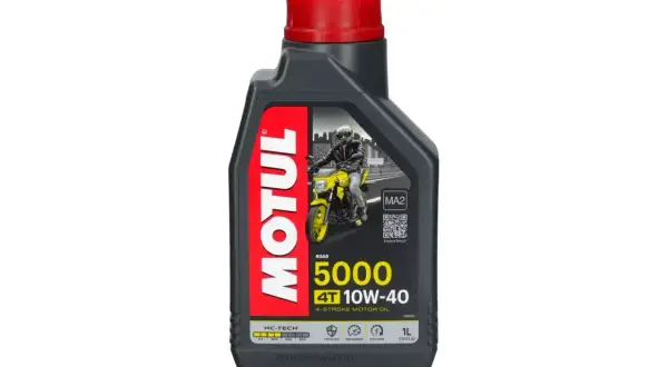 Olej Motul 5000 10W-40 dla motocykli, idealny wybór dla tych, którzy szukają zamiennika dla 5w40. Zapewnia ochronę i wydajność.