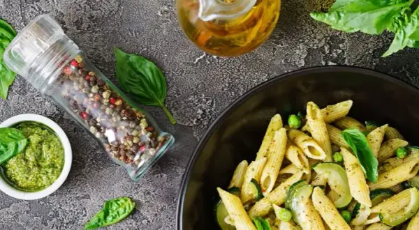 Pesto jak z Włoch? Zrób idealny makaron z pesto w domu!
