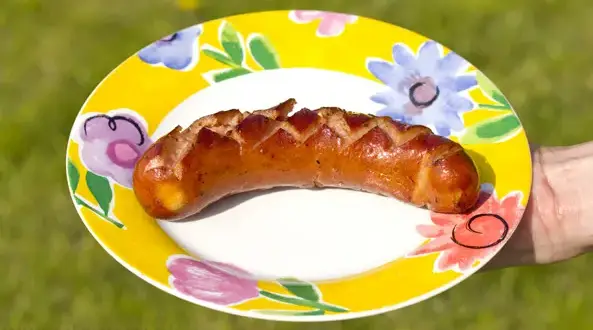Kiełbasa z grilla kcal: ile kalorii i jak grillować zdrowiej?