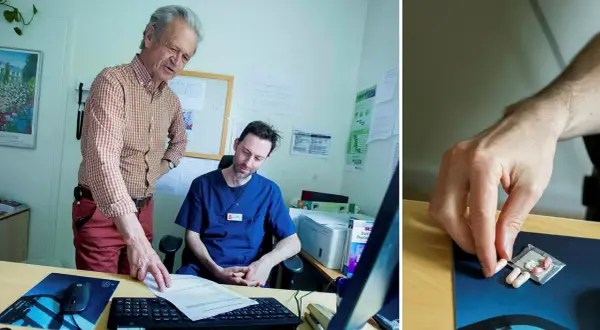 Läkare diskuterar piller, där en hand plockar upp kapslar. Frågan om sertralin beroendeframkallande lyfts.