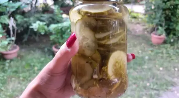 Jaki ogórek do burgera? Oto najlepsze wybory, które zaskoczą smakiem