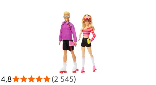 Barbie och Ken på rullskridskor, redo för en filmkväll.