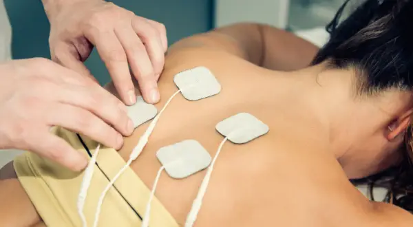 TENS: Jak działa? Skuteczna rehabilitacja przeciwbólowa