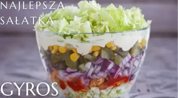 Sałatka gyros: Z czym podać, by zachwycić gości?