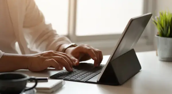 Ewolucja rozrywkowych platform internetowych – jak zmieniają się gry na żywo?