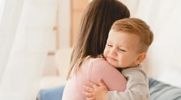 Rotawirus u dziecka: jak długo może nie jeść? Ważne porady
