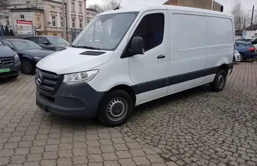 Mercedes diesel sprinter van - sprawdź jego mocne strony i osiągi