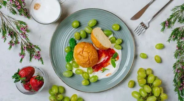 Catering dietetyczny co to? Poznaj zalety i jak działa ta usługa