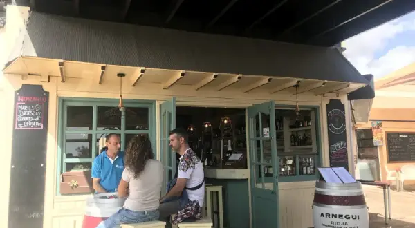 Fuerteventura gdzie zjeść: najlepsze restauracje z lokalnymi specjałami