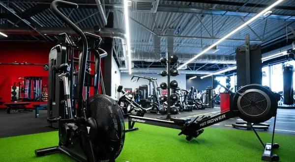 Gdzie znaleźć najlepsze kluby CrossFit w Warszawie? Sprawdź lokalizacje
