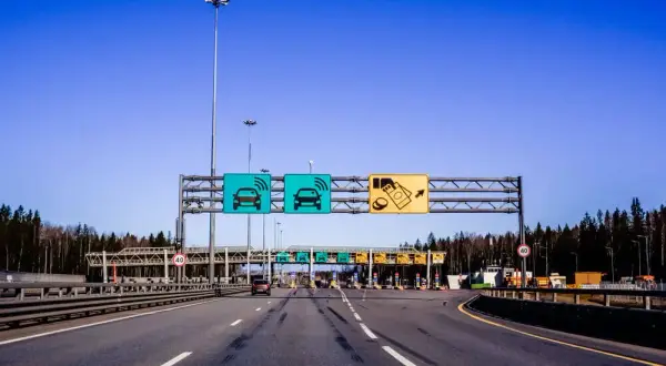 Jak zapłacić za autostradę - uniknij zbędnych opłat i problemów