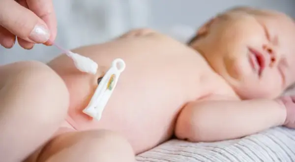 Czy pępowina rośnie wraz z rozwojem dziecka? Odkryj ważne fakty