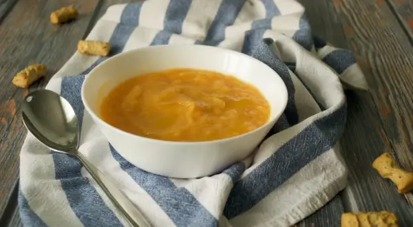 Vellutata di patate Bimby: la ricetta cremosa che ti svolta la cena