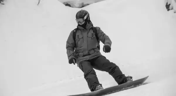 Jak skręcać na snowboardzie: proste techniki dla lepszej jazdy