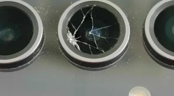 Jak wymienić szybkę aparatu w telefonie bez ryzyka uszkodzeń