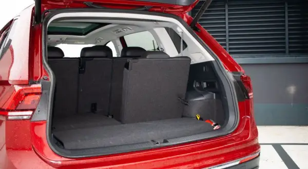 Pojemność bagażnika w VW Tiguan Allspace - Ile przestrzeni oferuje?