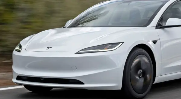 Tesla w Polsce: Ile naprawdę kosztuje? TCO i dopłaty 2024