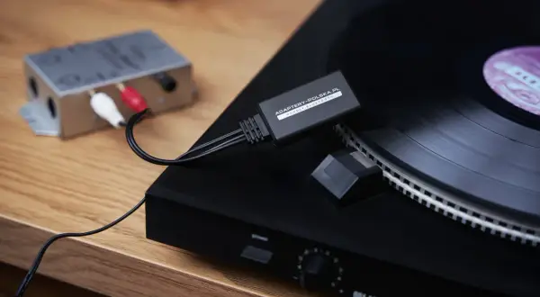Adapter bluetooth do starej wieży Unitra Fonica. Podłącz go i ciesz się muzyką bezprzewodowo.