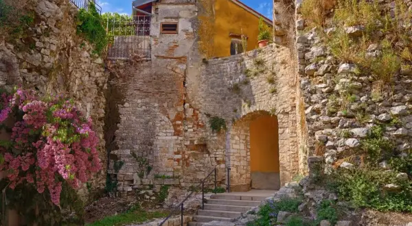 Atrakcje w Poreču, które musisz zobaczyć – historia, natura i przygoda