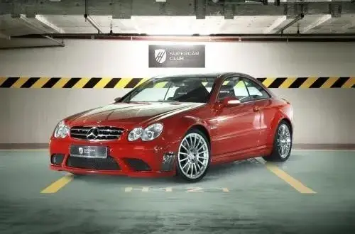 Mercedes CLK 63 AMG: Kultowe V8, inwestycja i koszty. Czy warto?