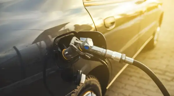 Tankowanie auta gazem LPG. To ekologiczne i ekonomiczne rozwiązanie, które warto rozważyć.