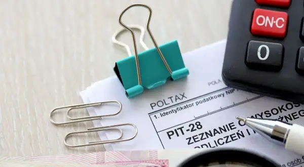 PIT-28 najem 2025: Termin (30.04.2026) i jak uniknąć błędów?